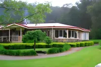 Araluen Boutique Accommodation Hotels in Yering