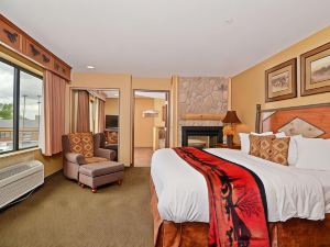 Best Western Plus Kelly Inn  Suites