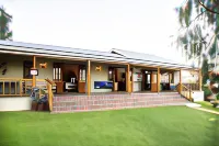 Sandy's Place Hotels in Barrydale