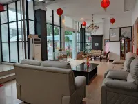 Queen City Hotel - bar