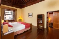 Hotel LIVVO La Quinta Roja