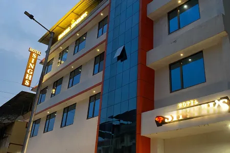 Hotel Singhs' Vashi Navi Mumbai