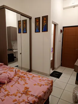 Apatel Ecohome Citra Raya by Santi Room Hôtels à : Sindang Jaya
