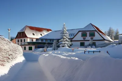 Hotel Frauensteiner Hof فنادق في Neuklingenberg