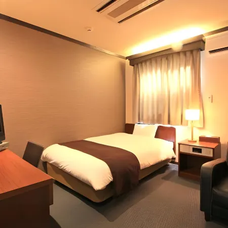 Hotel AreaOne Takamatsu Отели рядом с достопримечательностью «Башня Символ»