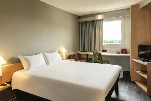 Ibis Auch Hotels in Saint-Jean-le-Comtal