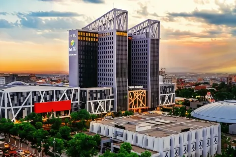 Park Mall Hotel & Conference Center
