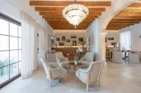 Ynaira Hotel & Spa فنادق في Sant Joan
