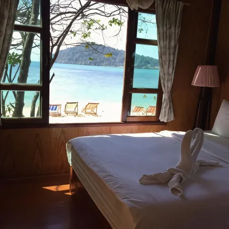 Bangbaobeach Resort