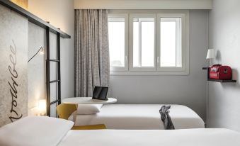 Ibis Styles Meaux Centre