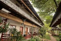 Samiira on Ashtamudi Lake Hotels in Kollam