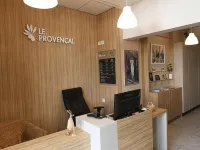 Le Provençal Hotels in Tarascon