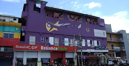 Purple Inn Boutique Hotel