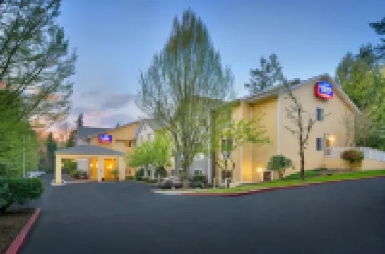 페어필드 인 & 스위트 시애틀 벨뷰/레드몬드