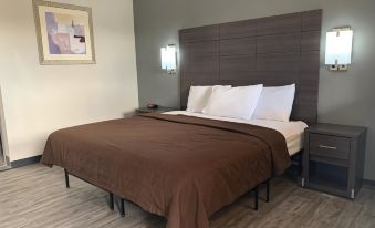 Crescent Park Motel & Suites