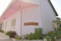 Moodhumaa Inn Các khách sạn ở Fihalholi