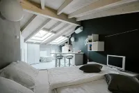 Charming Moment di Villa Porta - Residenza Felice Các khách sạn ở Maccagno con Pino e Veddasca