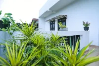 ザラ ホーム のホテル