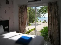 Crown Beach Hotel-Private Bikini Beach - Pet Friendly