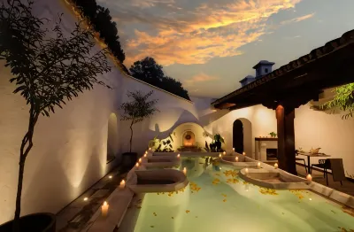 Villa Las MIL Flores Hotel dekat Antigua Guatemala Central Park