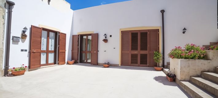 Bianco Sale Trapani Hotels in Trapani