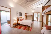 The Gilded Iguana Hotels in Nosara