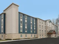 WoodSpring Suites Libertyville - Chicago Hotels near James Lumber Center for the Performing Arts