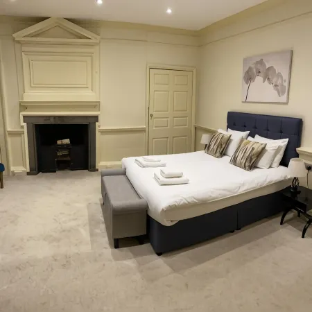 New Inn Hotel