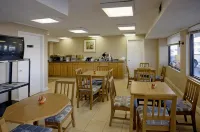 Americas Best Value Inn and Suites Murfreesboro فنادق في Rutherford County