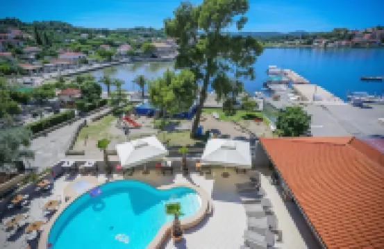 Hotel Lumbarda