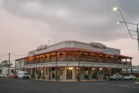 Grand Hotel Motel Hôtels à : Clermont