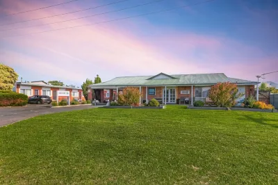 Beachcomber Motel & Apartments Hotels in Apollo Bay