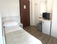 Hotel Nelson Hotels near Bagno Angelo 108