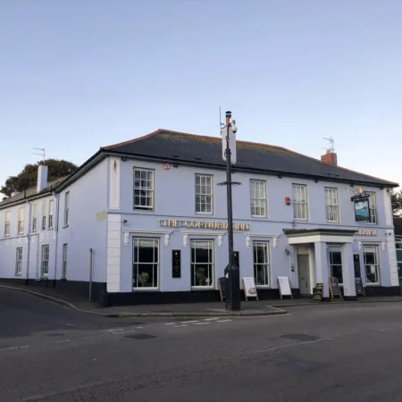 The Cornubia Inn Отели в г. Хейл