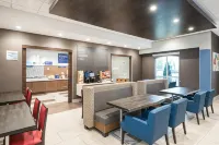 Holiday Inn Express & Suites Milton Hôtels à : Milton