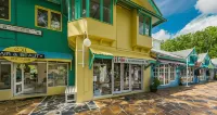 The Sebel Palm Cove Hotels in Ellis Beach