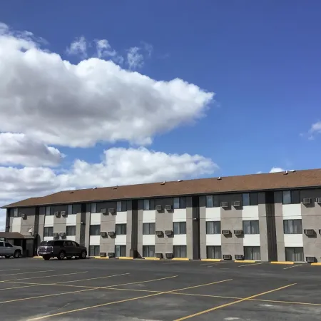 Super 8 by Wyndham Miles City