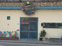 Guest House & Cafe Ohana - bar