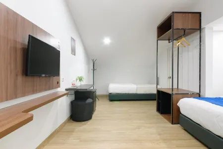 Go Home Residence RedPartner Отели рядом с достопримечательностью «Lion Air Tower»