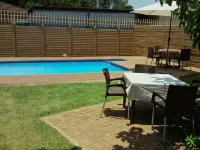 White Rose Guest House - Pools