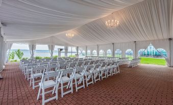 41 Lakefront Hotel, Trademark Collection by Wyndham
