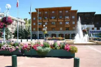 Adonis Valberg Hotels in Auron