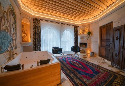 사프란 케이브 내부