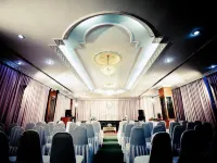 River Hotel The Budget Hotels in Самфран