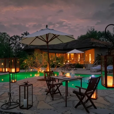 Barahi Jungle Lodge