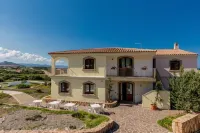 Residence Baia Santa Reparata Hotel a 