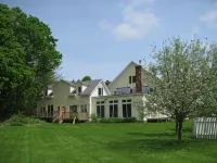 Inn at Buck Hollow Farm Hotels in Jeffersonville