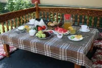 Chinor Garden Hotel - Free Airport Pick-up and Drop-Off - Завтрак