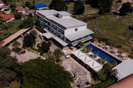 레이 호텔 부리람