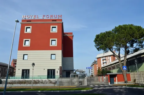 Hotel Forum Hotels in Bollate